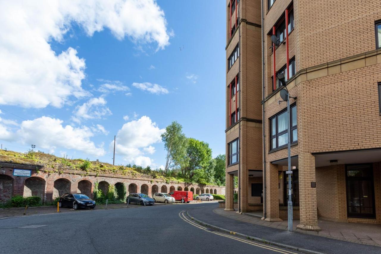 Stunning 1 Bed Merchant City Apartment With Parking Glasgow Exterior foto